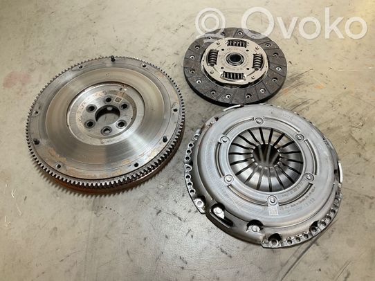 04C141025H Volkswagen Polo VI AW Clutch set kit 90.00 RRR
