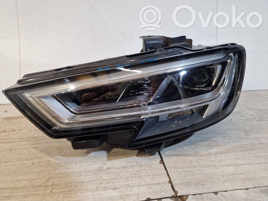 Audi A3 S3 8V Priekinis žibintas 