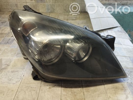 Opel Astra H Priekinis žibintas 