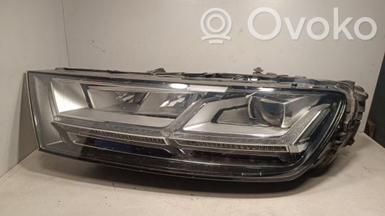 Audi Q7 4M Priekinis žibintas 