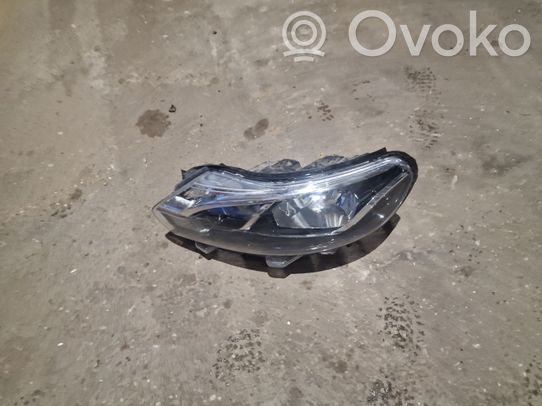 Toyota Proace Priekinis žibintas 