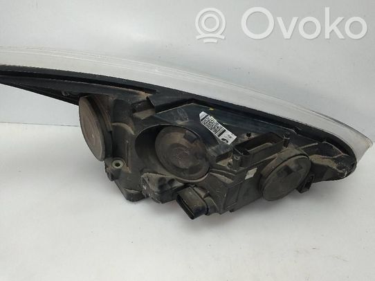 Ford Focus Priekinis žibintas 