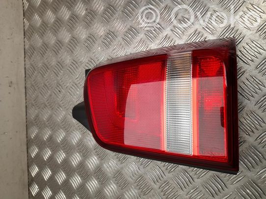 Volkswagen Multivan T4 Galinis žibintas kėbule 