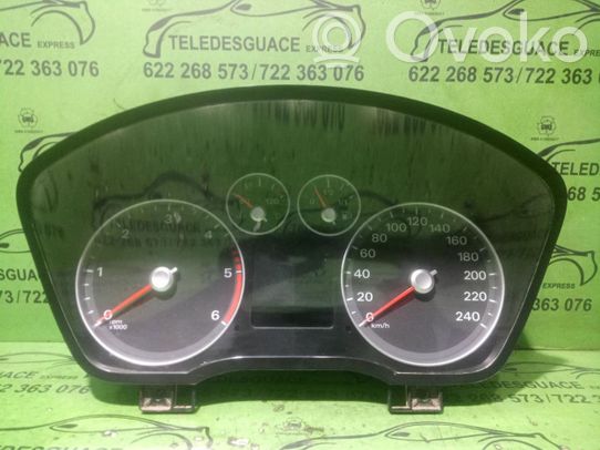 Ford Focus Nopeusmittari (mittaristo) 