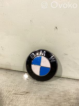 BMW 3 E90 E91 Mostrina con logo/emblema della casa automobilistica 