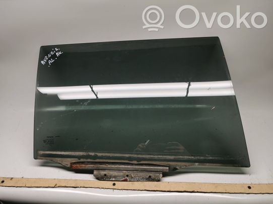 Toyota Avensis T250 Fenster Scheibe Tür hinten 