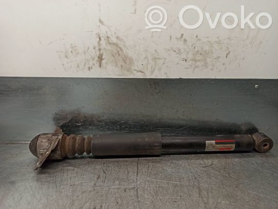 Volkswagen Passat Alltrack Amortyzator tylny 
