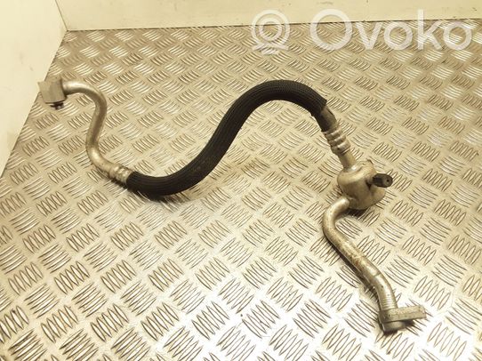 Ford Focus Ilmastointilaitteen putki (A/C) 