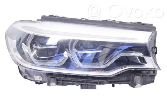 BMW 5 G30 G31 Priekinis žibintas 