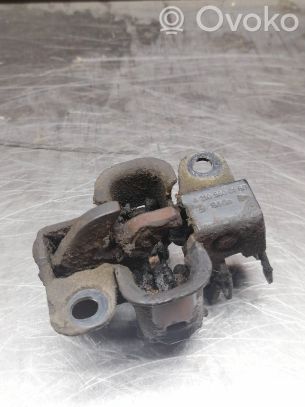 Mercedes-Benz ML W164 Konepellin lukituksen vastakappale 