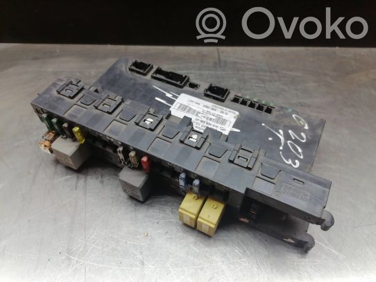 Mercedes-Benz C W203 Sulakerasiasarja 