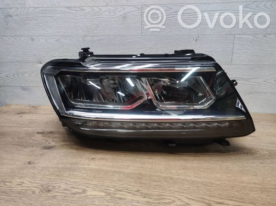Volkswagen Tiguan Priekinis žibintas 