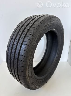 Pneumatici estivi R16