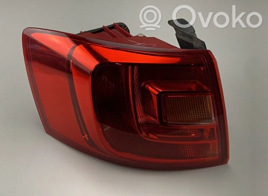 Volkswagen Jetta VI Galinis žibintas kėbule 