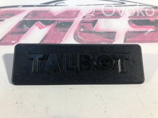 Insignia/letras de modelo de fabricante