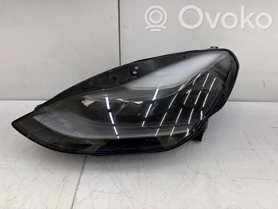 Tesla Model Y Priekinis žibintas 