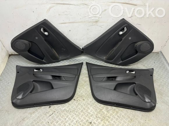 panneau interieur de porte avant chauffeur renault clio 4 version 5 portes