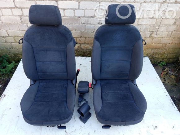 Audi a3 8l seats top
