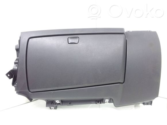 7135696 BMW 1 E81 E87 Glove box, 16.37 € | RRR