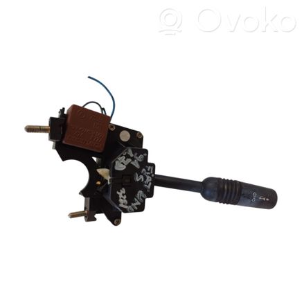 841400D010 Toyota Yaris Commodo de clignotant, 30,00 841400D010 Toyota Yaris Commodo de clignotant, 30,00