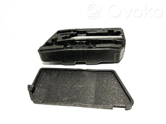 5G0012115S Volkswagen Golf VII Werkzeugkasten, 35.00 € | RRR