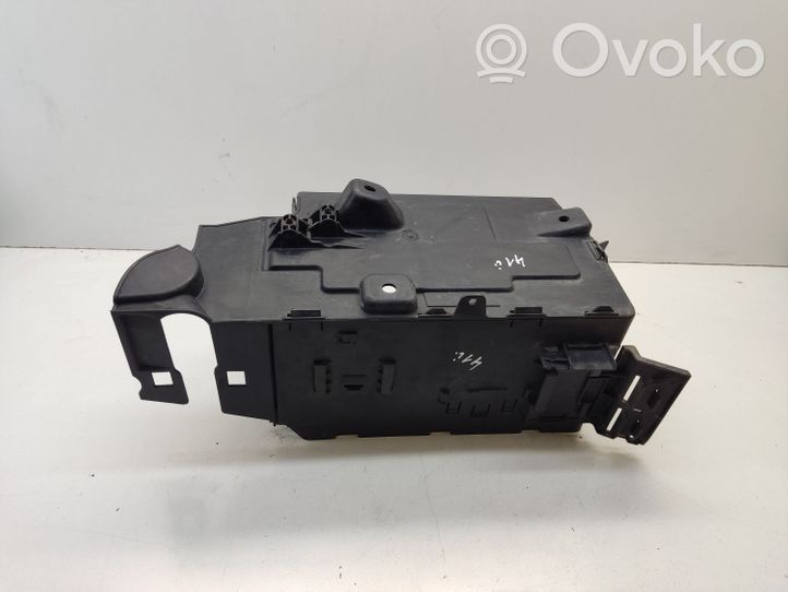 Saab 9-3 Ver2 Batteriekasten 12761146