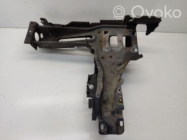 Land Rover Range Rover L322 Support phare frontale 7009235