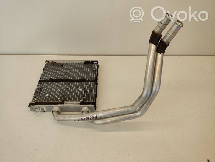 Nissan Qashqai+2 Radiateur de chauffage 810201