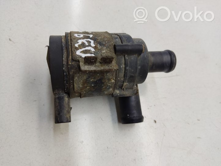 Audi A6 Allroad C5 Pompe à eau de liquide de refroidissement 078121601A