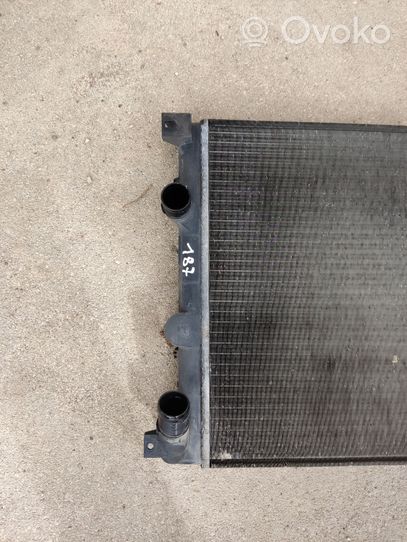 Renault Master II Coolant radiator 872710