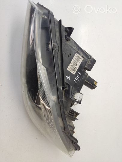 BMW 3 E90 E91 Lampa przednia 6942723