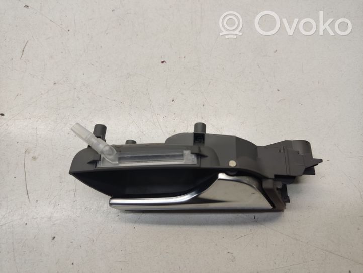 Audi A5 8T 8F Poignée inférieure de porte avant 8T0837020A