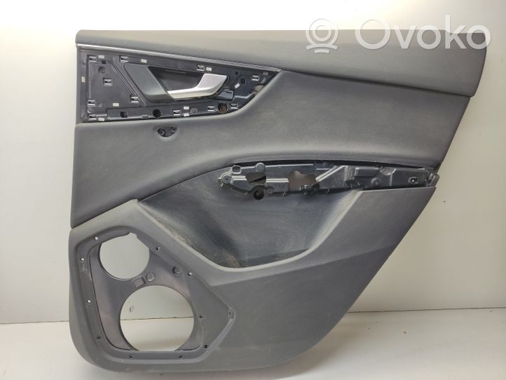 Audi Q7 4M Rivestimento del pannello della portiera posteriore 4M0867318B