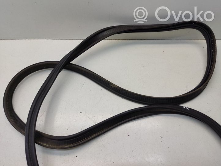 Audi A5 8T 8F Trunk rubber seal (body) 