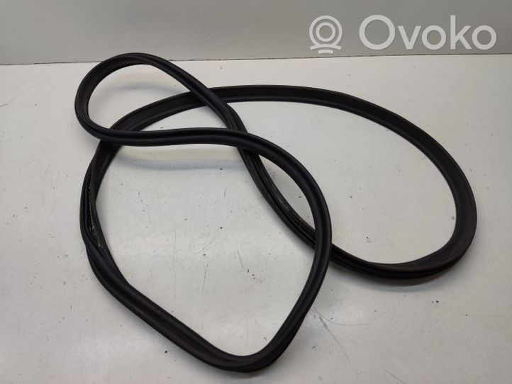 Audi A5 8T 8F Trunk rubber seal (body) 