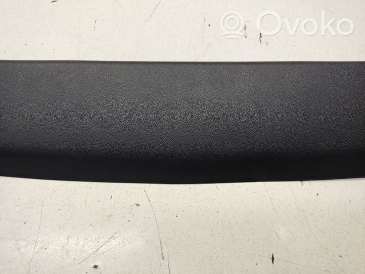 Hyundai ix35 Rivestimento superiore del portellone posteriore/bagagliaio 817612Y000