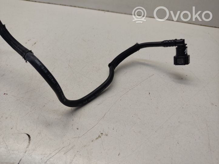 Nissan Qashqai Tuyau d'alimentation conduite de carburant 7801