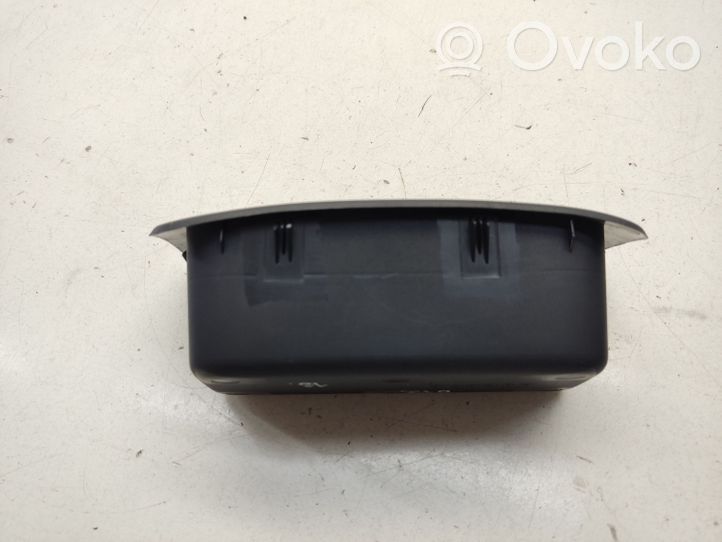 Mitsubishi Outlander Glove box central console 7230A124