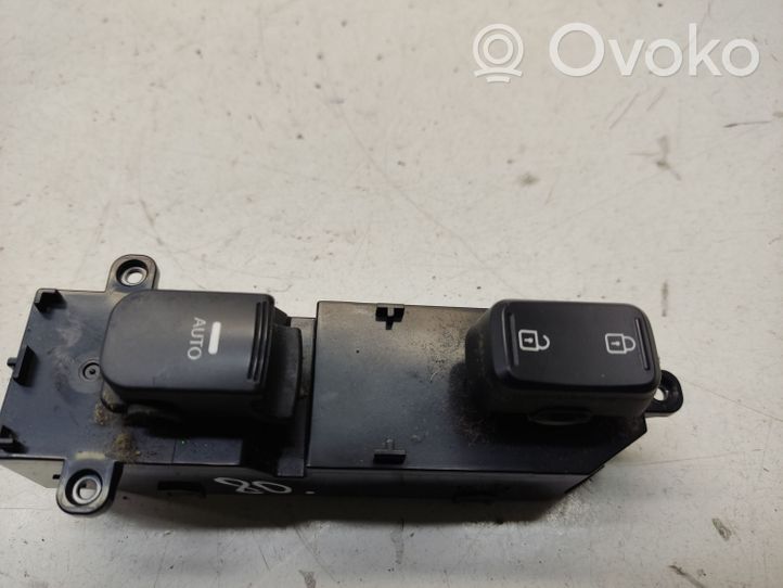 KIA Optima Interruttore a pulsante della chiusura centralizzata 935752T010