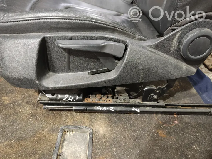 Audi A5 8T 8F Fotel przedni pasażera 443626804