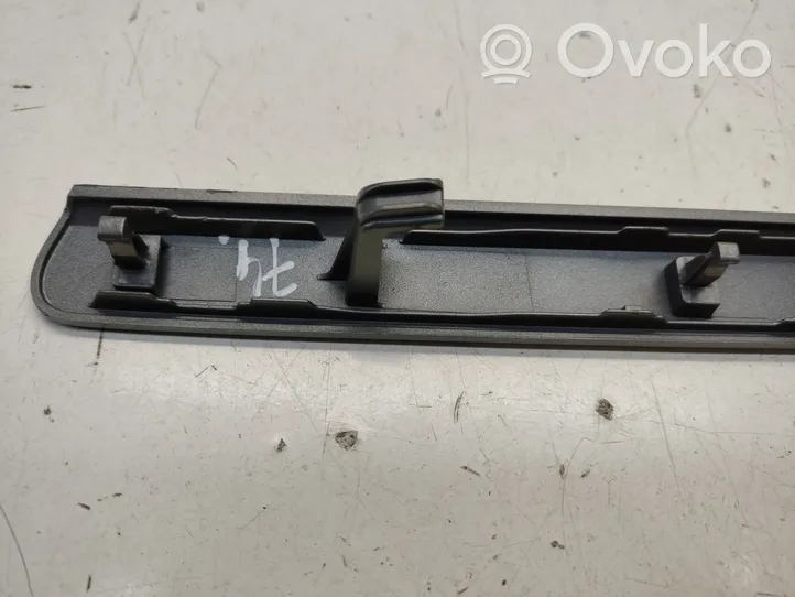 Audi A5 8T 8F Moulure/baguette de porte avant 8T0867409