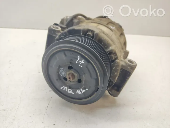 Mercedes-Benz ML W164 Ilmastointilaitteen kompressorin pumppu (A/C) A0022305811