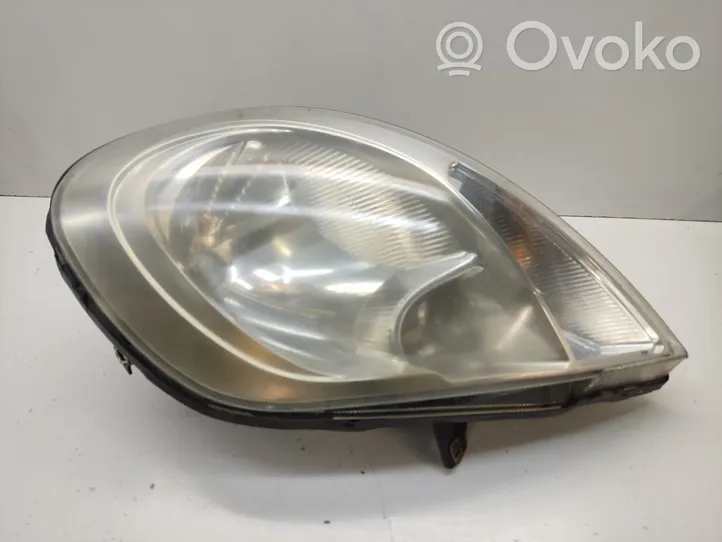 Renault Trafic II (X83) Lampa przednia 8200701363