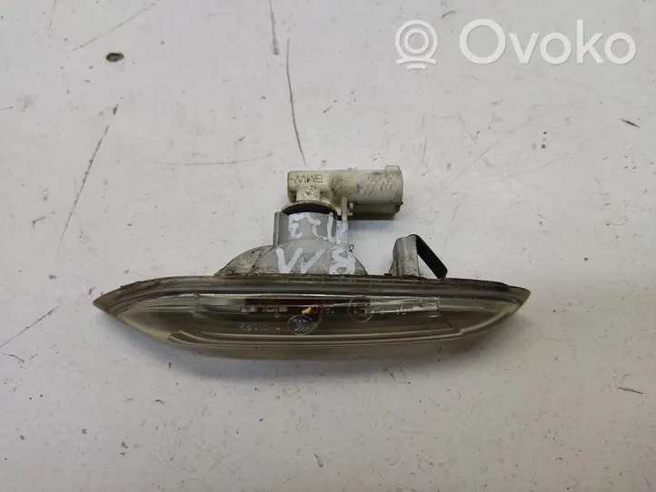 BMW 1 E81 E87 Front fender indicator light 6932997