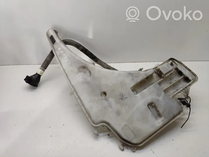 BMW 1 E81 E87 Serbatoio/vaschetta liquido lavavetri parabrezza 7124231