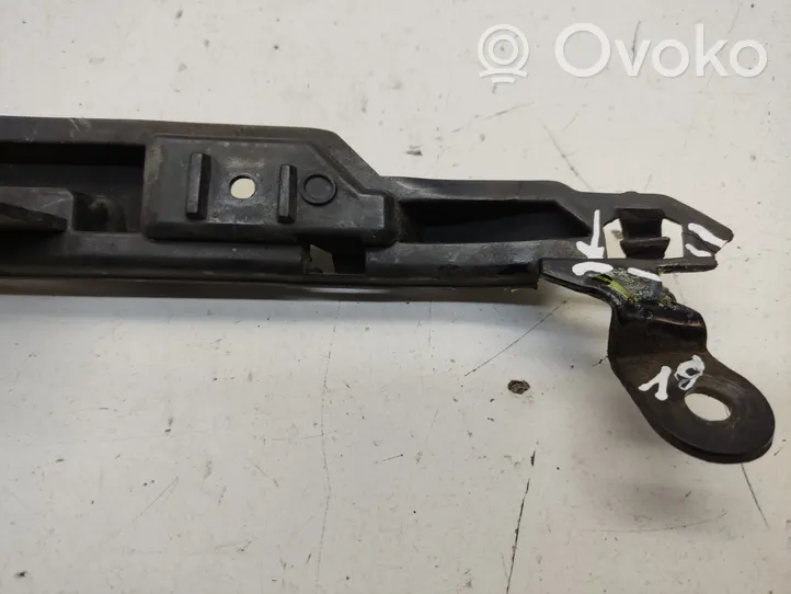 BMW 1 E81 E87 Support de pare-chocs arrière 7058518