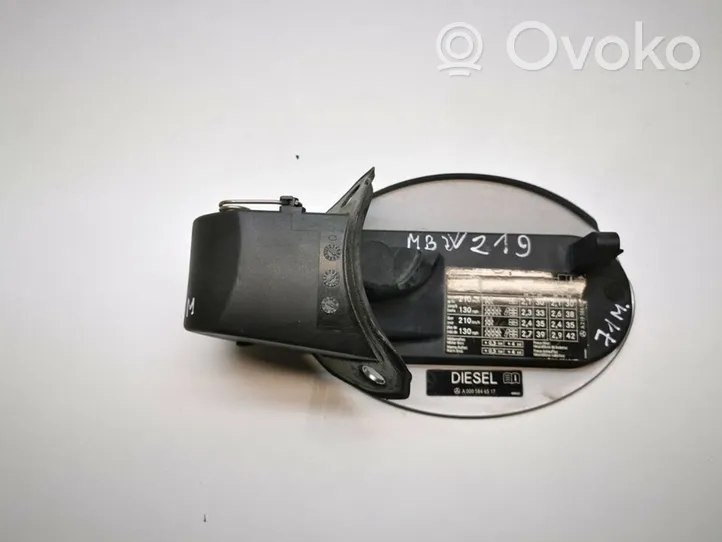 Mercedes-Benz CLS C219 Sportello del serbatoio del carburante A2195840017