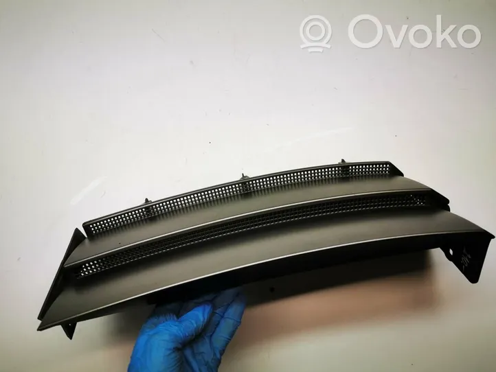 Land Rover Range Rover L322 Grill / Wlot powietrza błotnika przedniego 7026899