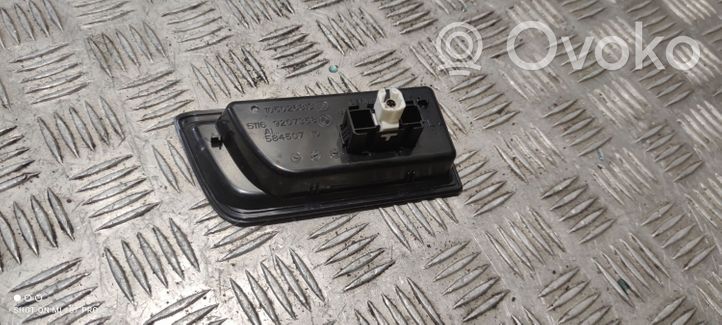 BMW 4 F32 F33 Gniazdo / Złącze USB 9207358