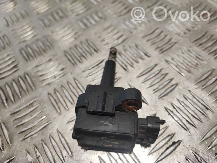 Volvo XC70 High voltage ignition coil 9125601